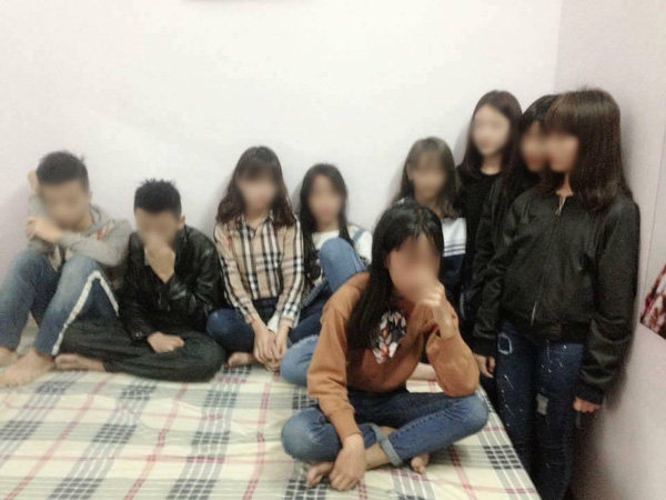 Hà Nội: Nhóm 9 học sinh nam nữ 14 tuổi bị bắt gặp ở cùng 1 phòng trong nhà nghỉ