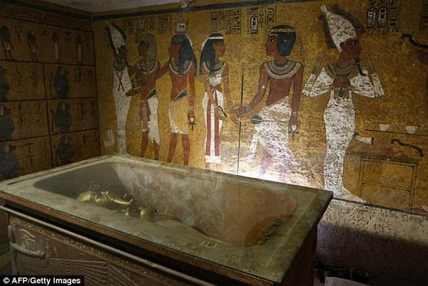 Khám phá mật thất bên trong lăng mộ Pharaon Ai Cập