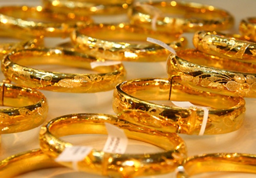 Giá vàng hôm nay 24/3/2016: Giá vàng giảm hơn 100.000 đồng/lượng