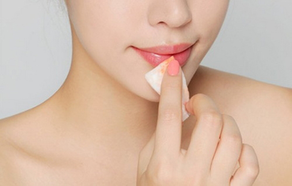 5 mẹo hữu ích để che khuyết điểm môi hoàn hảo