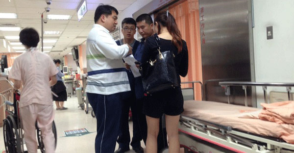 Phẫn nộ bé gái Đài Loan 12 tuổi bị cứa cổ trong đêm tối