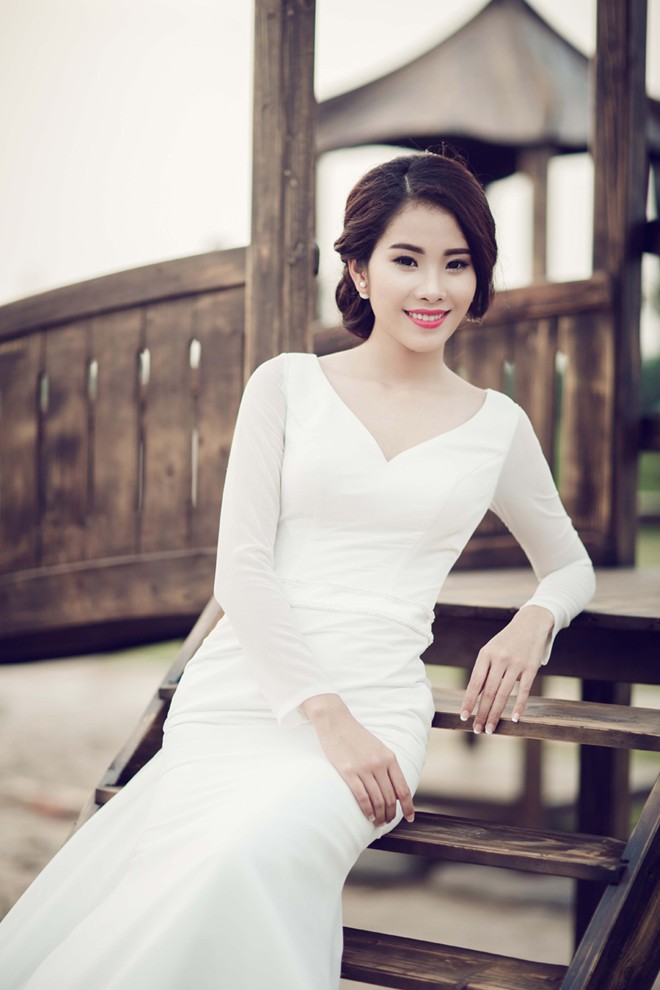 Hoa khôi Nam Em mong lọt top tại Hoa hậu Việt Nam 2016.