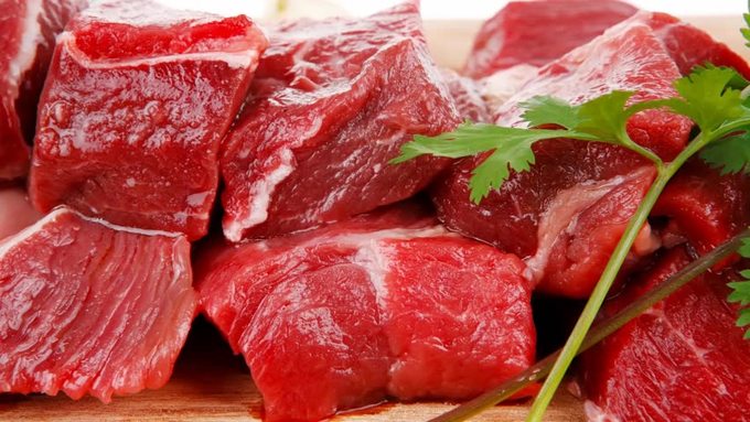9 loại thực phẩm biến thành "chất độc" khi quá hạn