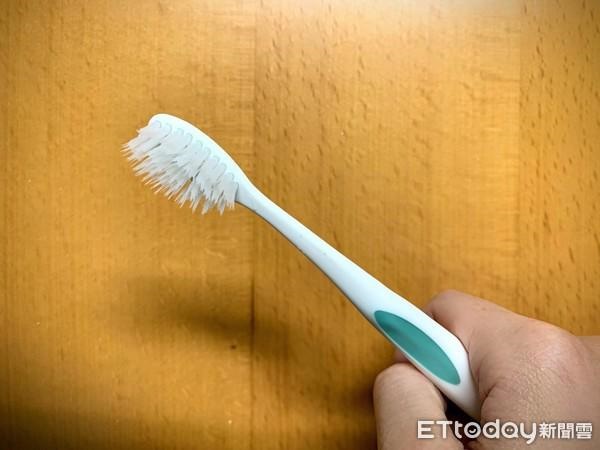 Bị ngứa "vùng kín", người phụ nữ làm một việc liều lĩnh khiến các bác sĩ phải bất ngờ
