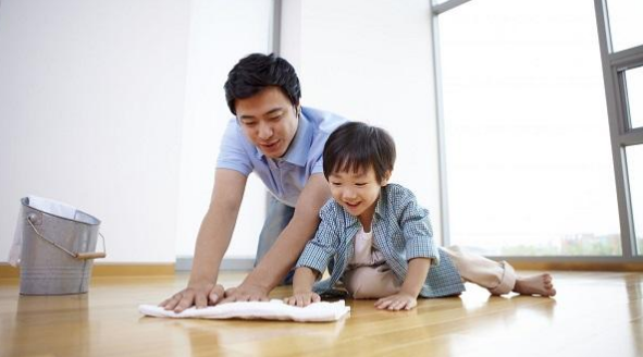 Khoa học chứng minh: Bố biết giúp mẹ làm việc nhà, con sẽ thông minh vượt trội gấp 3 lần