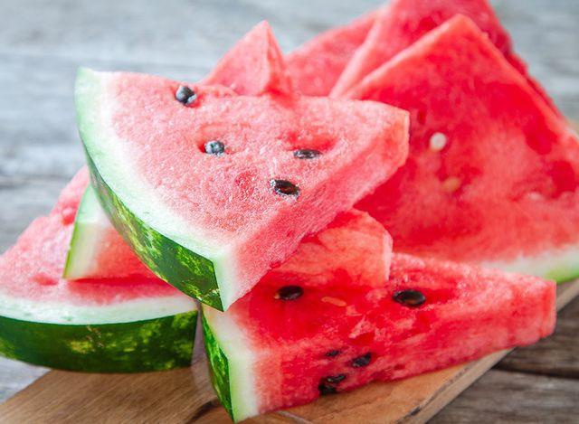 7 đối tượng có thèm đến mấy cũng chớ dại động vào dưa hấu
