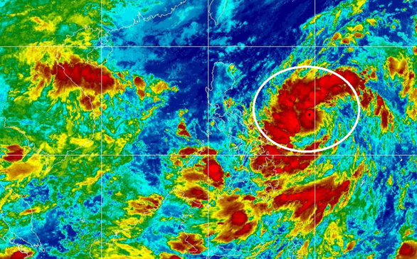 Bão đạt sức gió 120km/h vào 24-10 khi hướng vào miền Trung
