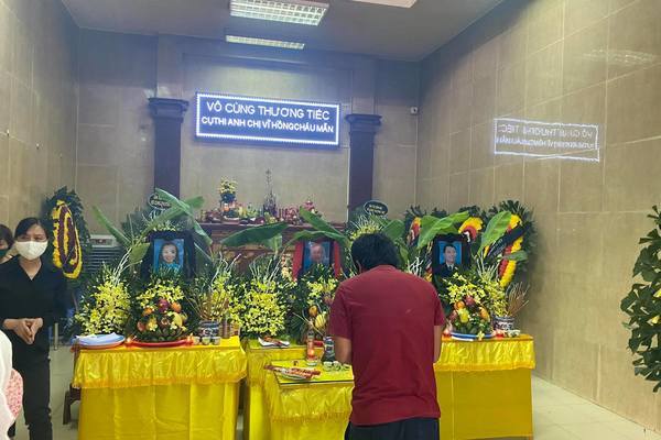 Đám tang đẫm nước mắt của gia đình 4 người tử vong trên phố Tôn Đức Thắng