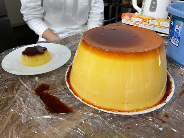 Chiếc bánh flan đang khiến dân mạng 'điên cuồng', ai cũng tấm tắc