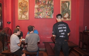 Không thể không vui khi ở Le Pub