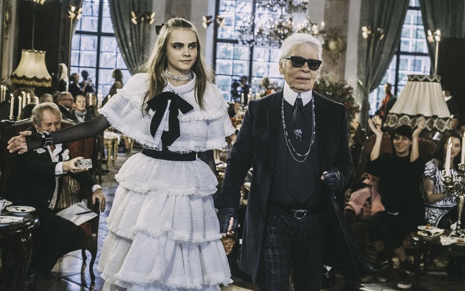 "Chết" vì "cú nổ lớn" của Chanel tại Pre-fall Fashion Week 2015