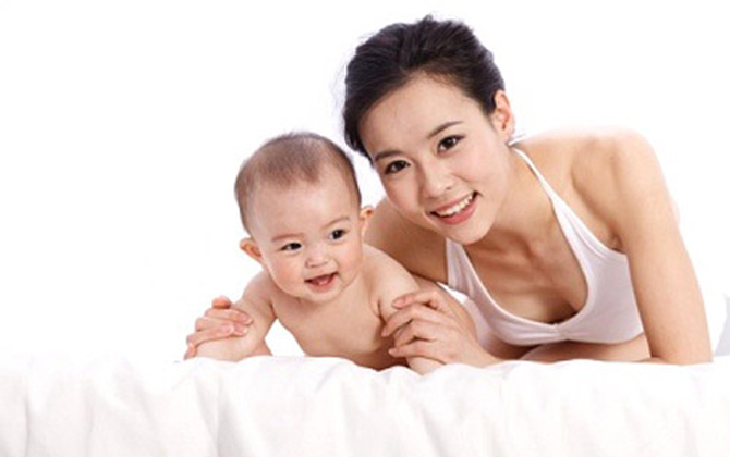 Những điều mẹ nên và không nên làm sau khi sinh