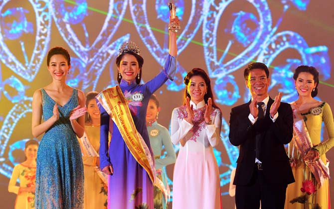 Người đẹp 19 tuổi đăng quang Hoa khôi ĐBSCL 2015