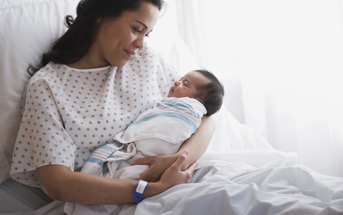 Mách mẹ bầu 7 bí quyết “trốn” rạch tầng sinh môn