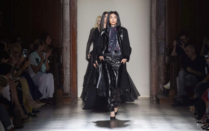 Kha Mỹ Vân gây tiếng vang tại Paris Haute Couture Fashion Week 2015