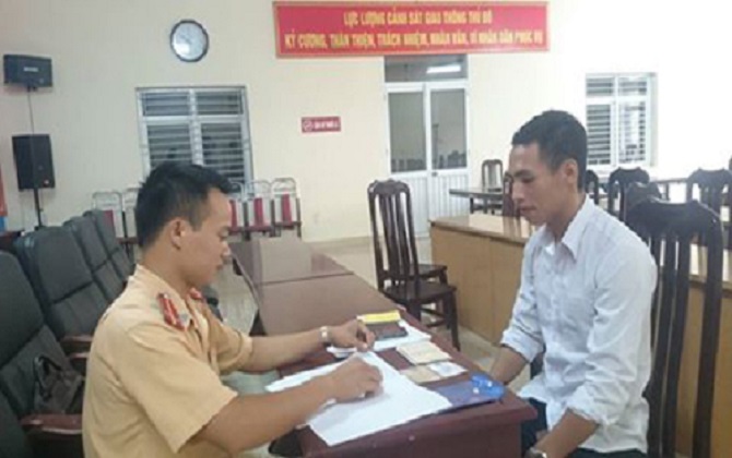  Thanh tra thông tin CSGT bẫy taxi trên cầu Vĩnh Tuy?