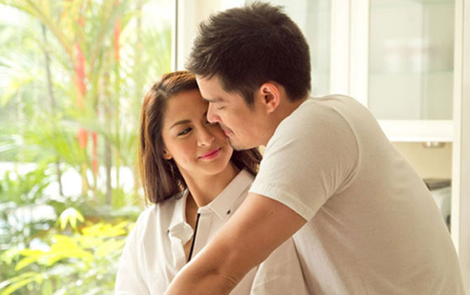Xúc động nghe chồng... "chửi" vợ bầu