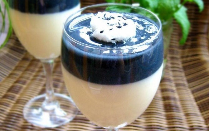 Panna cotta mè đen vừa thơm vừa giàu dinh dưỡng