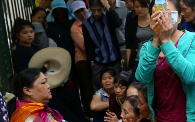 Vụ "thánh" chữa bệnh ở vỉa hè viện K: "Cách chữa trị không có căn cứ khoa học"