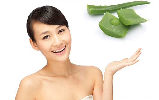 Tắm trắng giá không quá 10 nghìn đồng với lô hội