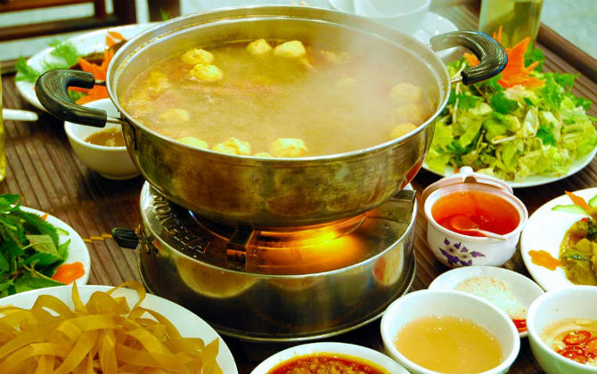 Những lưu ý phải biết để ăn lẩu mùa đông không hại sức khỏe