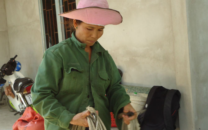 Người phụ nữ gắn bó nghề trèo dừa suốt 3 thập kỷ