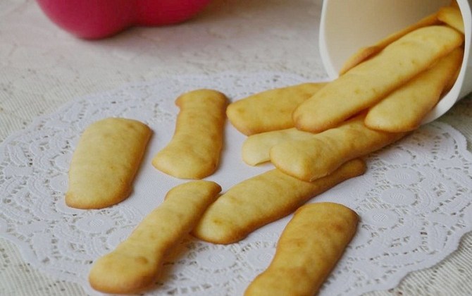 Tự làm bánh quy Ladyfinger nhâm nhi ăn chơi cả ngày