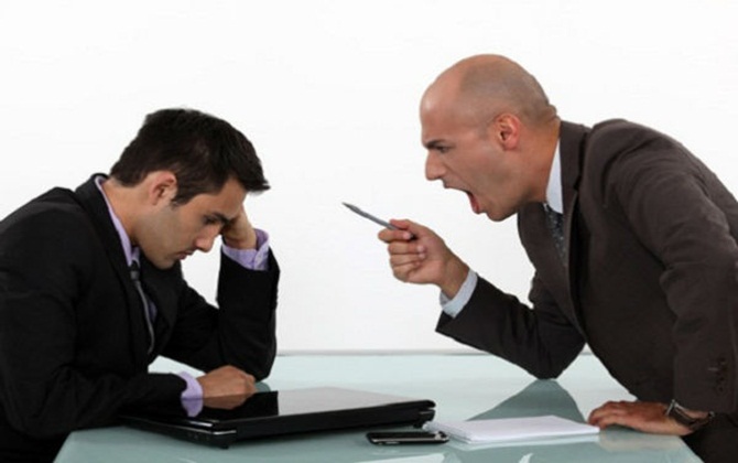 Ngán ngẩm vì sếp "bảo thủ" chỉ thích làm theo ý mình