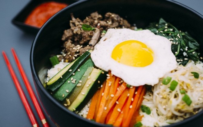 Cơm trộn bibimbap, món ngon khó cưỡng xứ Hàn