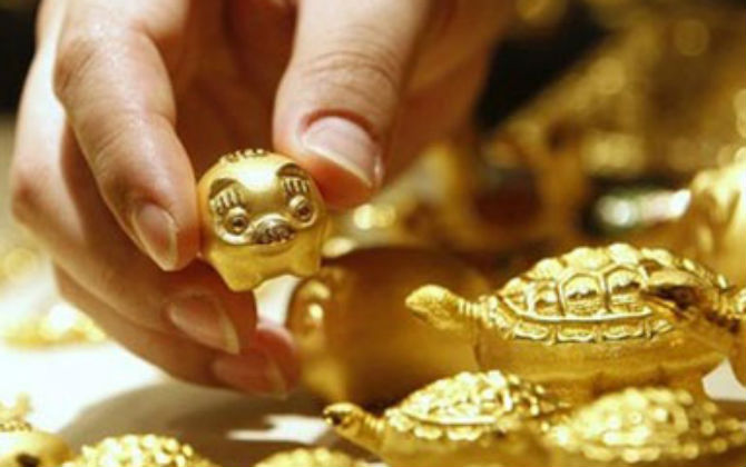 Giá vàng hôm nay 30/3/2016: Giá vàng giao dịch quanh mốc 33 triệu đồng/lượng