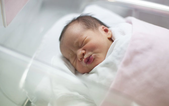 Cần cân nhắc gì trước khi lựa chọn đẻ không đau?