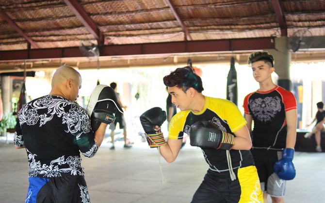 Hồ Quang Hiếu mạnh mẽ trong hình tượng võ sĩ boxing trong MV mới