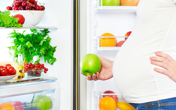 Mẹ bầu ăn hoa quả có thể tăng chỉ số IQ cho con