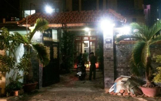 Nghi án mẹ thuê khách sạn, ép con cùng tự vẫn