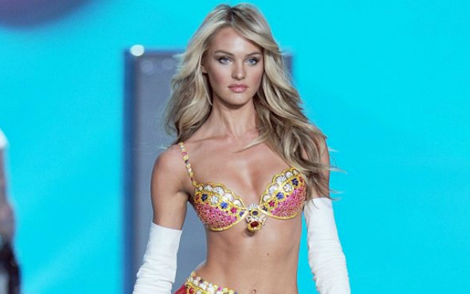 Tiết lộ chấn động về sex của cựu thiên thần Victoria's Secret