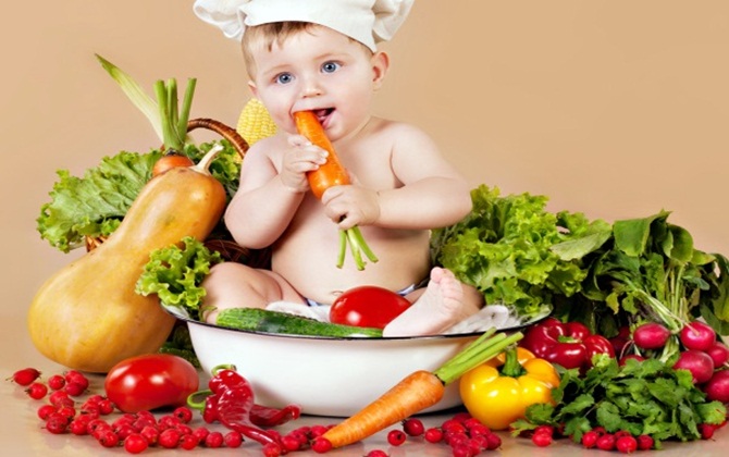Càng nóng bức trẻ càng cần đồ ăn mát
