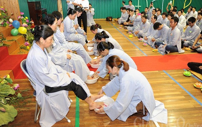 Những điều bạn nên làm để báo hiếu dịp Vu Lan