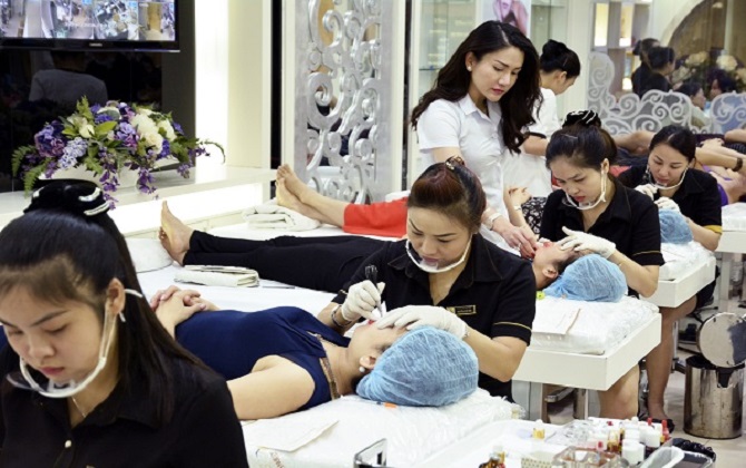 Nghỉ lễ 2/9: Spa thành phố chật cứng khách tỉnh lẻ