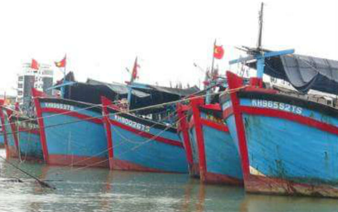 Bão số 4 suy yếu thành áp thấp nhiệt đới