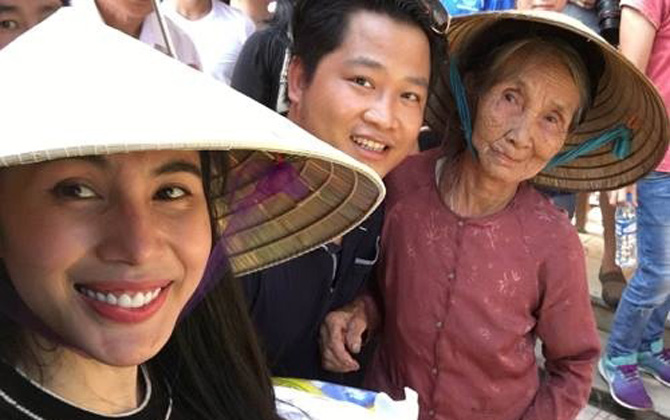 Thuỷ Tiên bức xúc vì bị chê làm từ thiện không có tâm