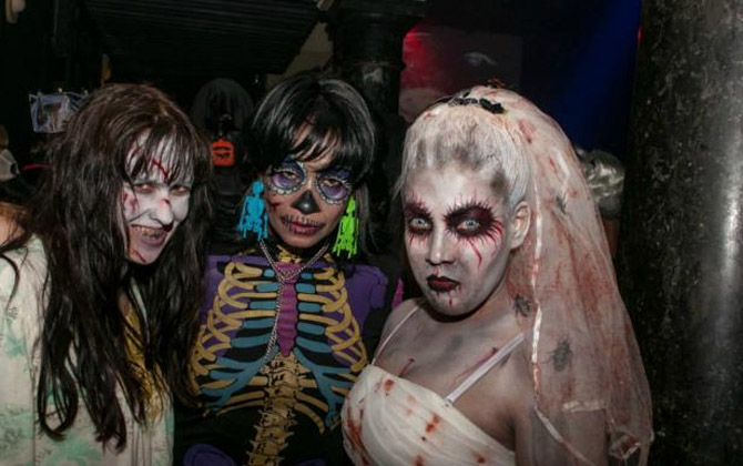 Đừng bỏ lỡ những lễ hội Halloween đáng sợ khắp thế giới