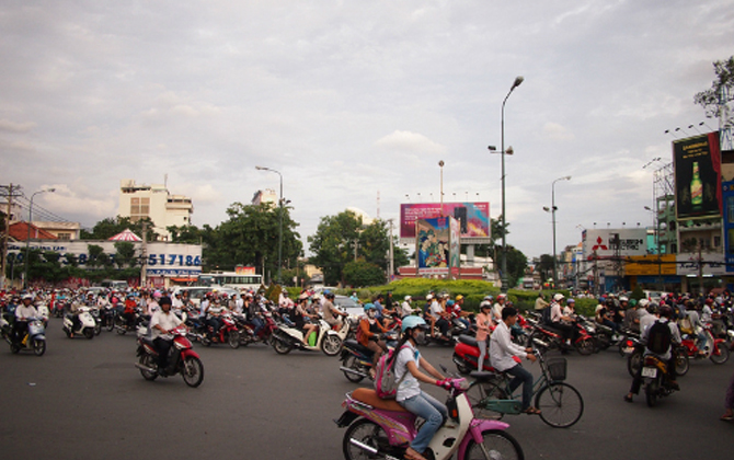 Khách Tây: Hà Nội là chốn rong chơi, Sài Gòn là nơi để sống