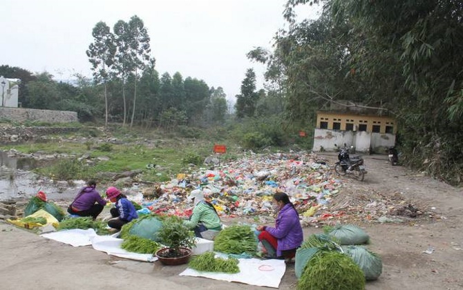 Người dân Tam Đảo viết tâm thư đề nghị dân phượt ngừng trộm rau, vứt rác bừa bãi