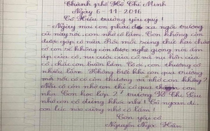 Bé lớp hai dặn cô hiệu trưởng “ngoan”, “đừng khóc”