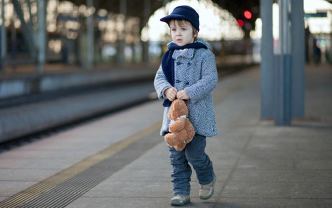 'Bỏ túi' những mẹo hữu ích, cha mẹ từng làm để giúp trẻ không bị lạc