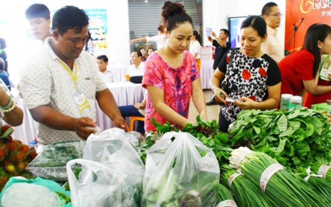 Chưa đến Tết, giá rau củ tại TP.HCM đã tăng ‘đột biến’