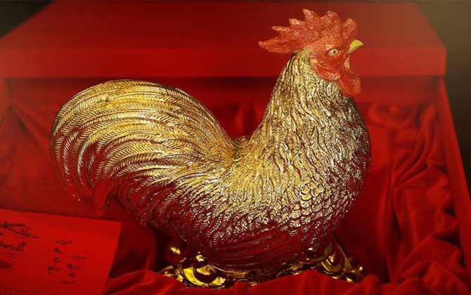 Gà phủ vàng ròng sang quý giá 30 triệu: Doanh nghiệp vẫn tới tấp đặt mua số lượng lớn