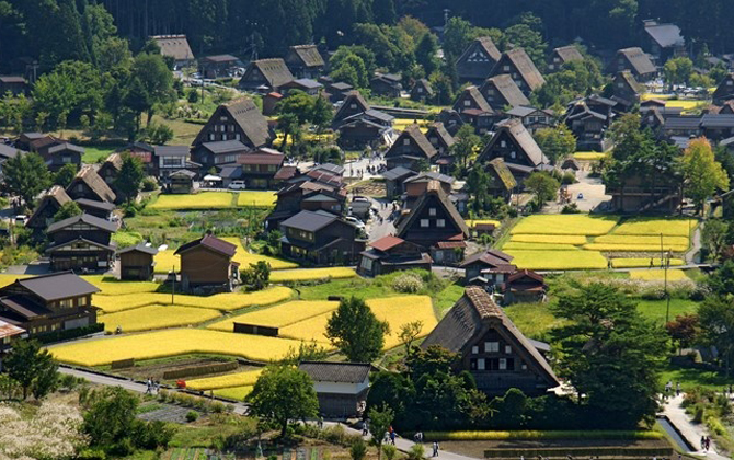 Shirakawa-go, ngôi làng xinh như thế giới cổ tích ở Nhật