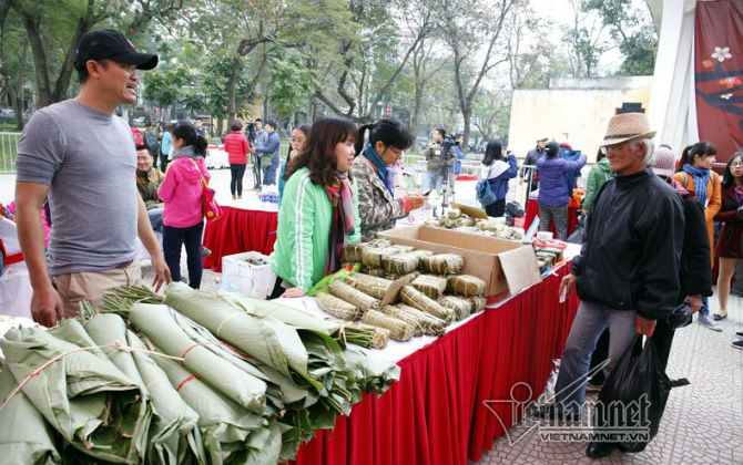 Chợ Tết 0 đồng lần đầu tiên ở Thủ đô