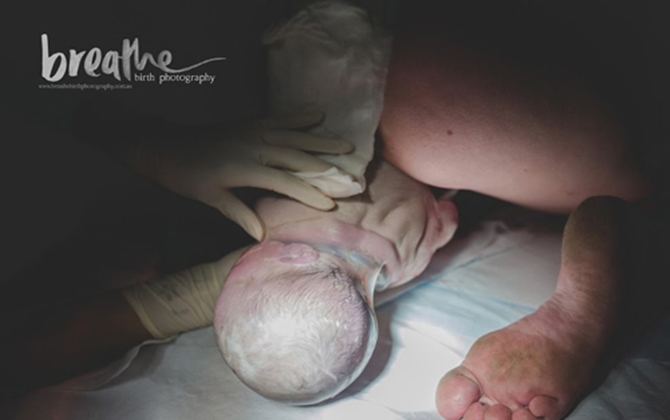 20 khoảnh khắc sinh con quá "chất", mẹ sẽ không hối hận khi xem!